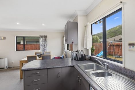 Photo of property in 69 Mandel Mews, Waiwhetu, Lower Hutt, 5010