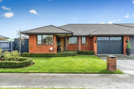 Photo of property in 39 Tyrone Street, Belfast, Christchurch, 8051