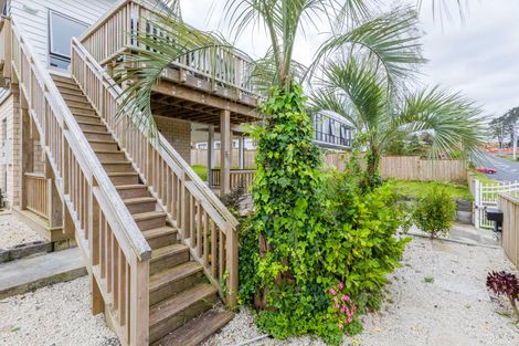 Photo of property in 36 Makora Road, Massey, Auckland, 0614