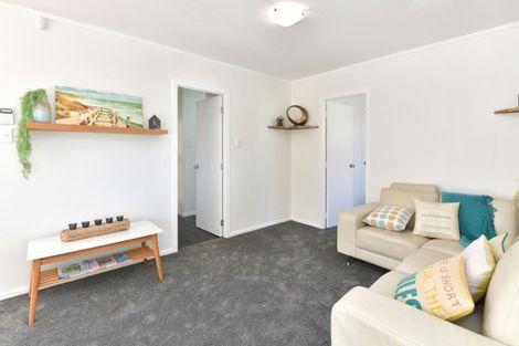 Photo of property in 1 Lucy Foster Lane, Red Beach, 0932