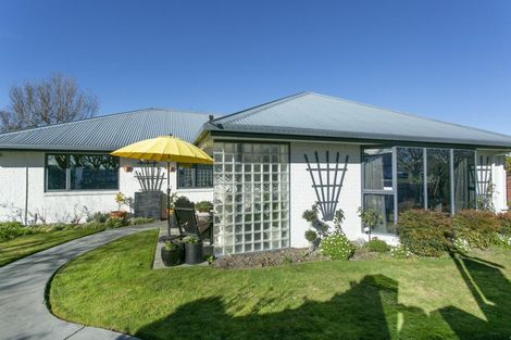 Photo of property in 21 Mona Square, Ashburton, 7700