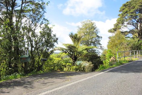 Photo of property in 302 Forest Hill Road, Waiatarua, Auckland, 0612