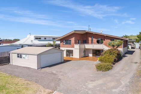Photo of property in 138 Dickson Road, Papamoa Beach, Papamoa, 3118