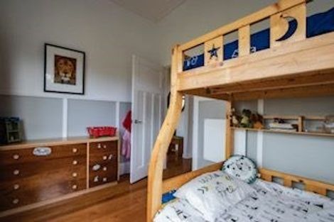 Photo of property in 19 Old Lake Road, Narrow Neck, Auckland, 0624