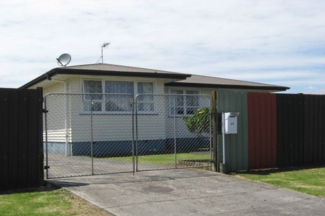 Photo of property in 11 Kambalda Street, Mangere Bridge, Auckland, 2022