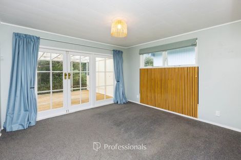 Photo of property in 27 Ngahere Street, Stokes Valley, Lower Hutt, 5019