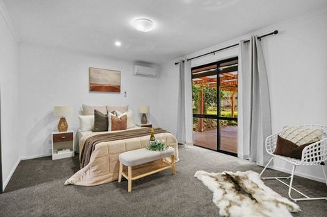 Photo of property in 109 Farnborough Drive, Grandview Heights, Hamilton, 3200