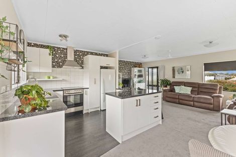 Photo of property in 219/1 Coronation Avenue, Welbourn, New Plymouth, 4310