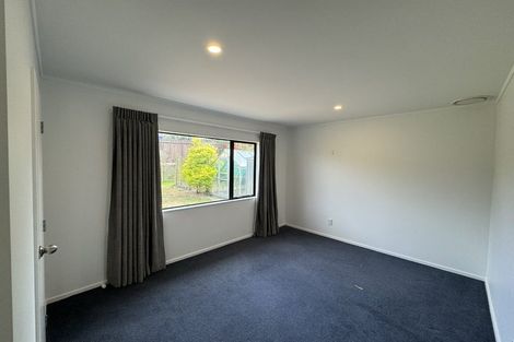 Photo of property in 11 Aspen Way, Kelvin Grove, Palmerston North, 4414