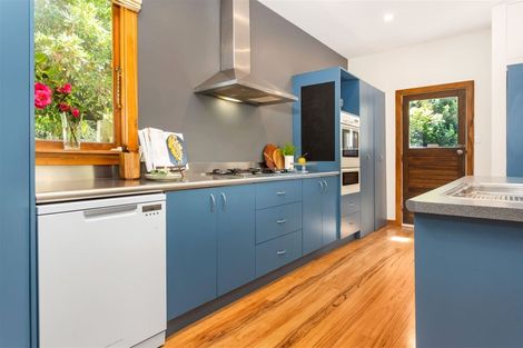 Photo of property in 16 Massey Crescent, St Albans, Christchurch, 8014