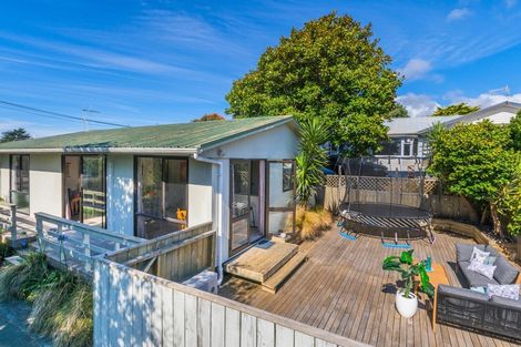 Photo of property in 10a Poplar Avenue, Raumati South, Paraparaumu, 5032