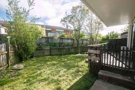 Photo of property in 1/30 Trojan Crescent, New Lynn, Auckland, 0600