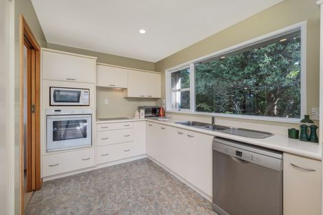 Photo of property in 8 Rangitoto View Road, Cockle Bay, Auckland, 2014