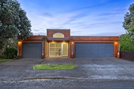Photo of property in 15 Shortland Street, Lower Vogeltown, New Plymouth, 4310