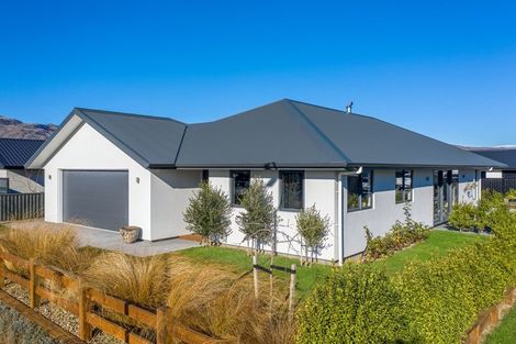 Photo of property in 33 Olds Crescent, Cromwell, 9310