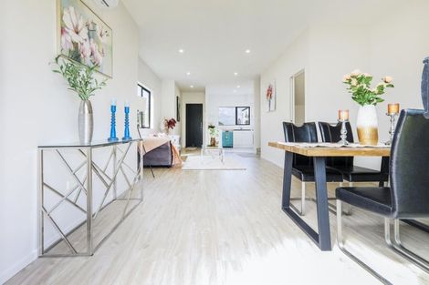 Photo of property in 39b Crestview Rise, Papakura, 2110