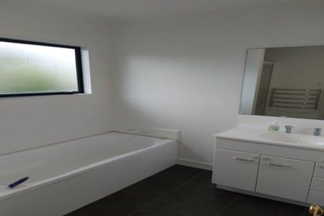 Photo of property in 1 Messines Avenue, Silverstream, Upper Hutt, 5019