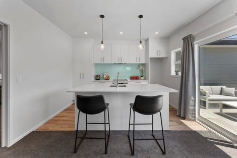 Photo of property in 6a Elm Street, Ebdentown, Upper Hutt, 5018