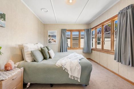 Photo of property in 102 Inniscort Street, Cromwell, 9310