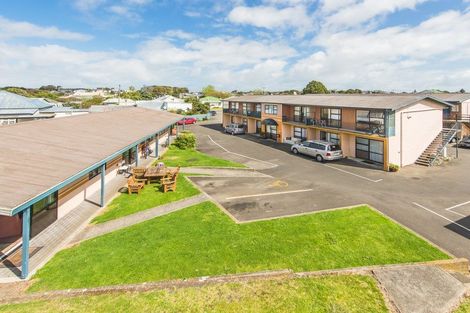 Photo of property in 16 Alma Street, Dannevirke, 4930