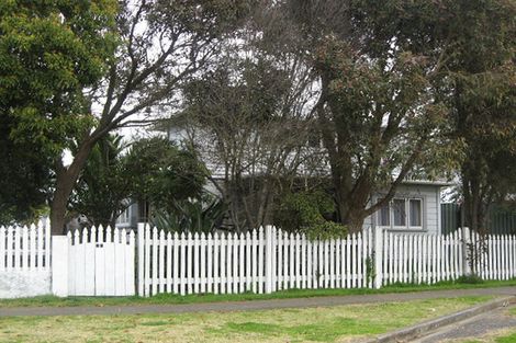 Photo of property in 37 Haumoana Road, Haumoana, 4102