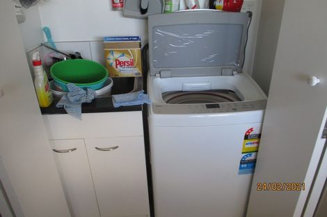 Photo of property in 236 Triangle Road, Massey, Auckland, 0614