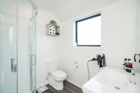 Photo of property in 12 Pegasus Place, Seaward Bush, Invercargill, 9812