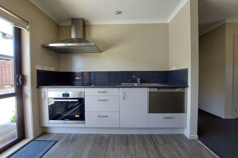 Photo of property in 4/50 Lorne Street, Melville, Hamilton, 3206