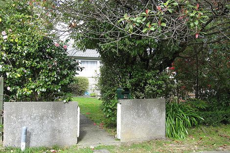 Photo of property in 21 Rowe Parade, Wainuiomata, Lower Hutt, 5014