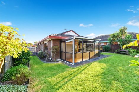 Photo of property in 2/4 Miriam Corban Heights, Henderson, Auckland, 0612