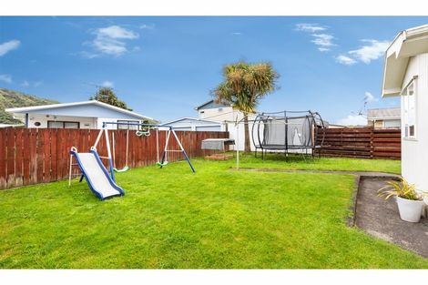 Photo of property in 19 California Drive, Totara Park, Upper Hutt, 5018