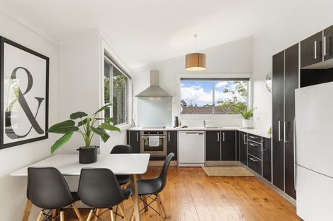 Photo of property in 1/9 Evan Street, Belmont, Auckland, 0622