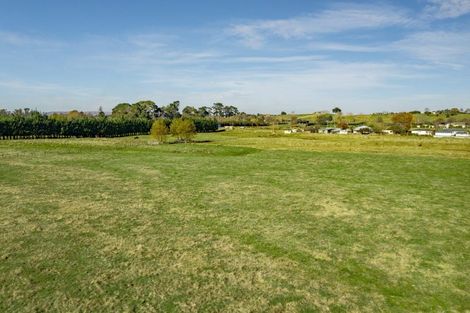 Photo of property in 2460 State Highway 2, Waipukurau, 4281