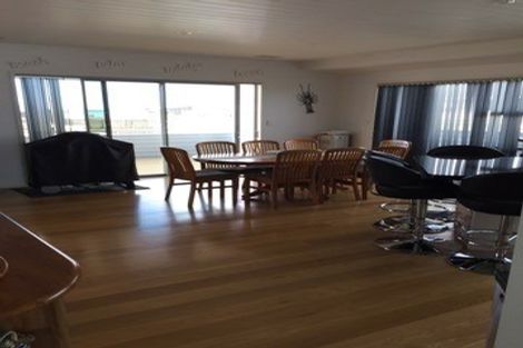 Photo of property in 106b Karewa Parade, Papamoa Beach, Papamoa, 3118