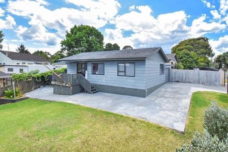 Photo of property in 2/11 Burundi Avenue, Clendon Park, Auckland, 2103