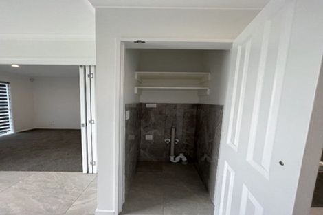 Photo of property in 56 Bayvista Drive, Karaka, Papakura, 2113