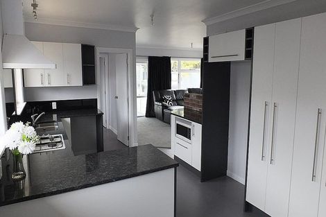 Photo of property in 124 Springs Road, Hornby, Christchurch, 8042