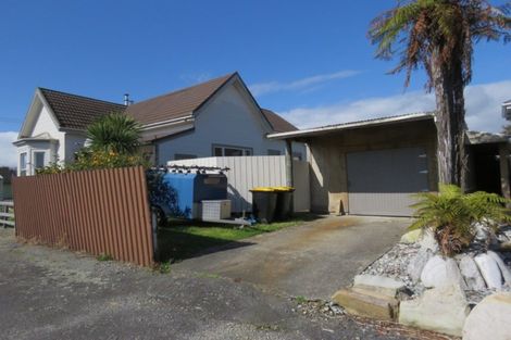 Photo of property in 34 Wakefield Street, Westport, 7825