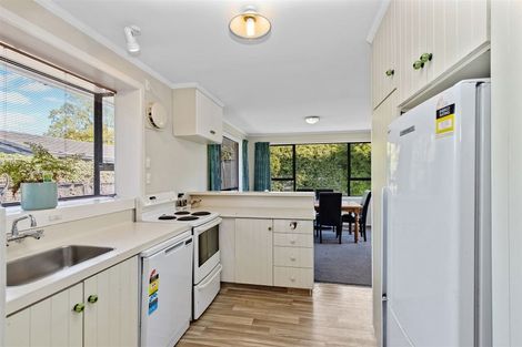 Photo of property in 4 Oldham Crescent, Halswell, Christchurch, 8025