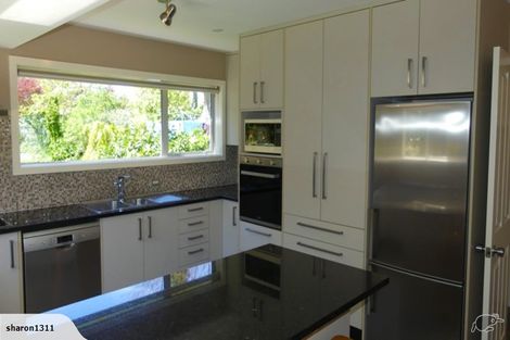 Photo of property in 12 Chevron Place, Ilam, Christchurch, 8041