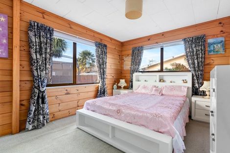 Photo of property in 2/58 Hei Hei Road, Hei Hei, Christchurch, 8042