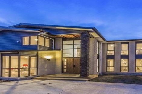 Photo of property in 8 Judith Anne Drive, Pukekohe, 2120