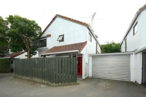 Photo of property in 4/138 Waimairi Road, Ilam, Christchurch, 8041