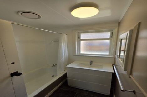 Photo of property in 30 Paddington Street, Northcote, Christchurch, 8052