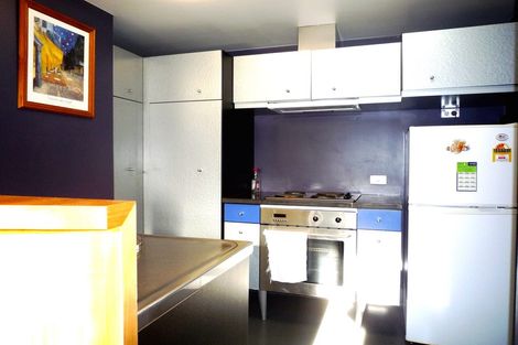 Photo of property in St Pauls Apartments, 42/43 Mulgrave Street, Thorndon, Wellington, 6011