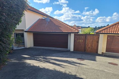 Photo of property in 44 Parkwood Crescent, Gulf Harbour, Whangaparaoa, 0930