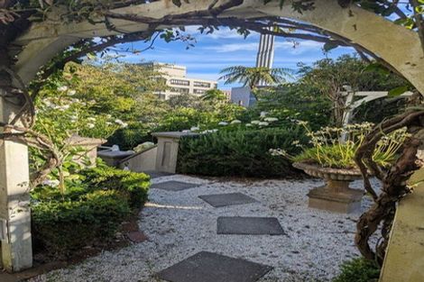 Photo of property in 47 Rawhiti Terrace, Kelburn, Wellington, 6012