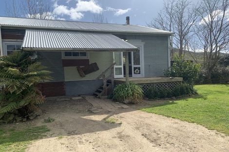 Photo of property in 1471 Masterton Castlepoint Road, Tauweru, Masterton, 5889