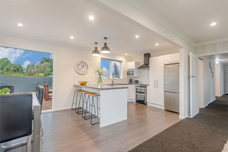 Photo of property in 27 Karamea Crescent, Kelvin Grove, Palmerston North, 4414