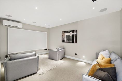 Photo of property in 52 Beach Road, Castor Bay, Auckland, 0620